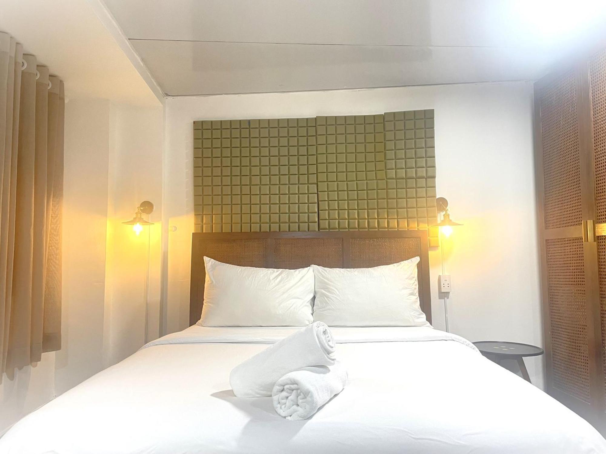 Luxhome - Bui Vien Walking Street