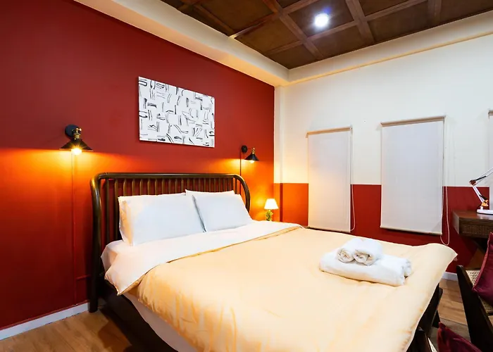 Luxhome - Bui Vien Walking Street