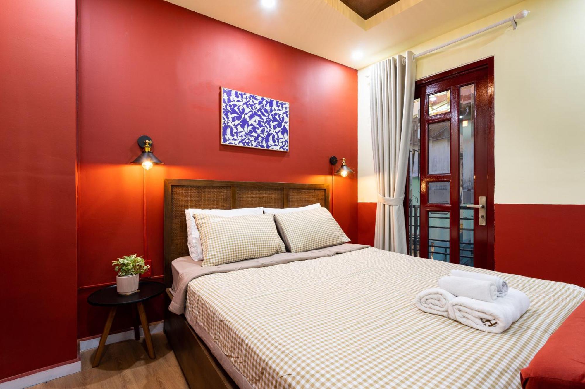 Couette-café Luxhome - Bui Vien Walking Street